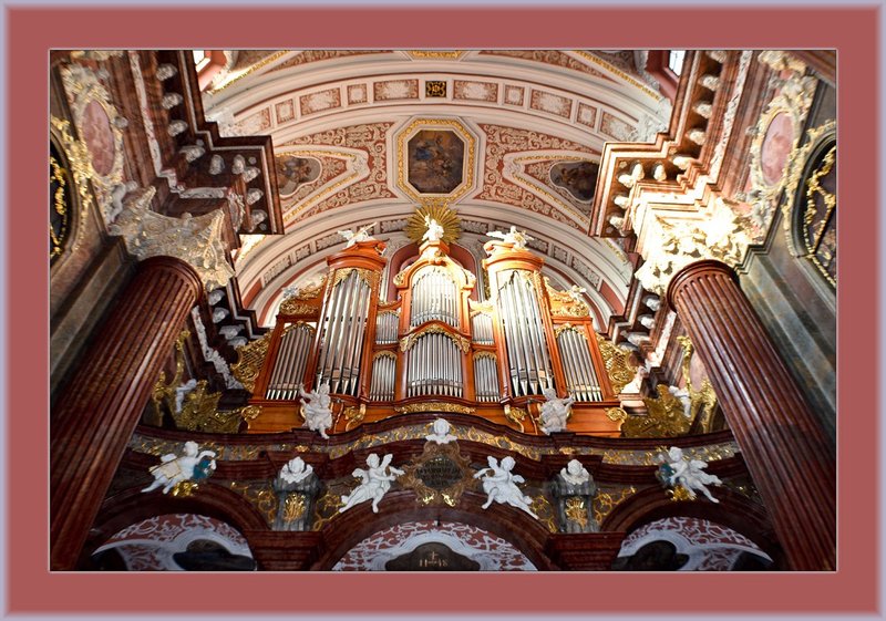 Poznan Mary Mag Int 21 copy.jpg