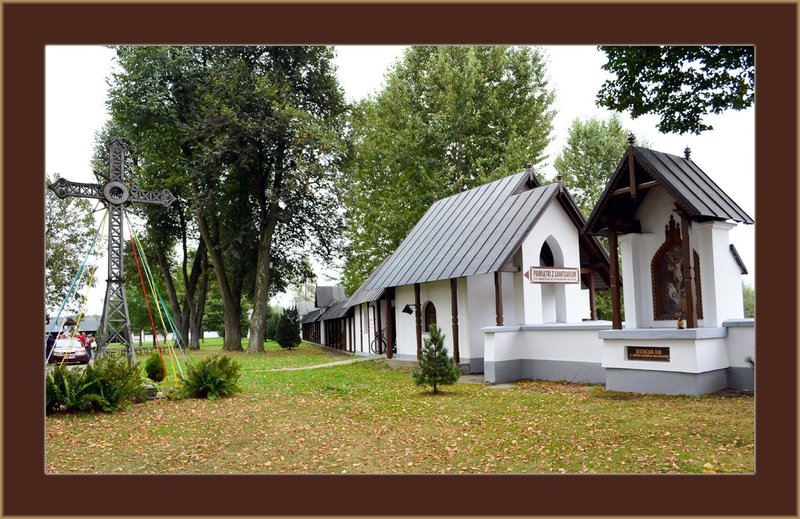 Shrine of Our Lady Ludzmierz Ext 02.jpg