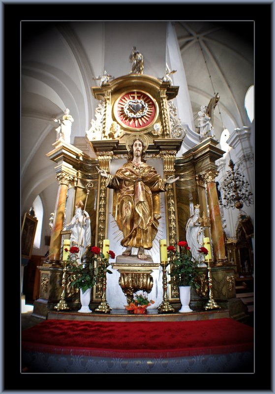 St Hedwig Resurrection 01.jpg