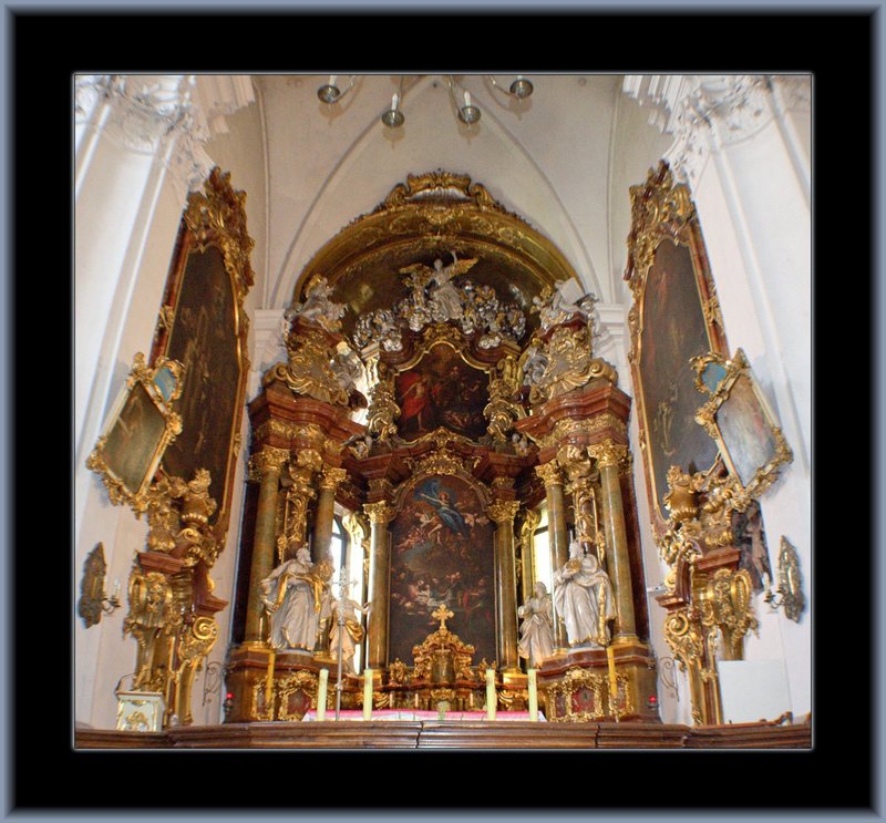 St Hedwig altar 03 copy.jpg