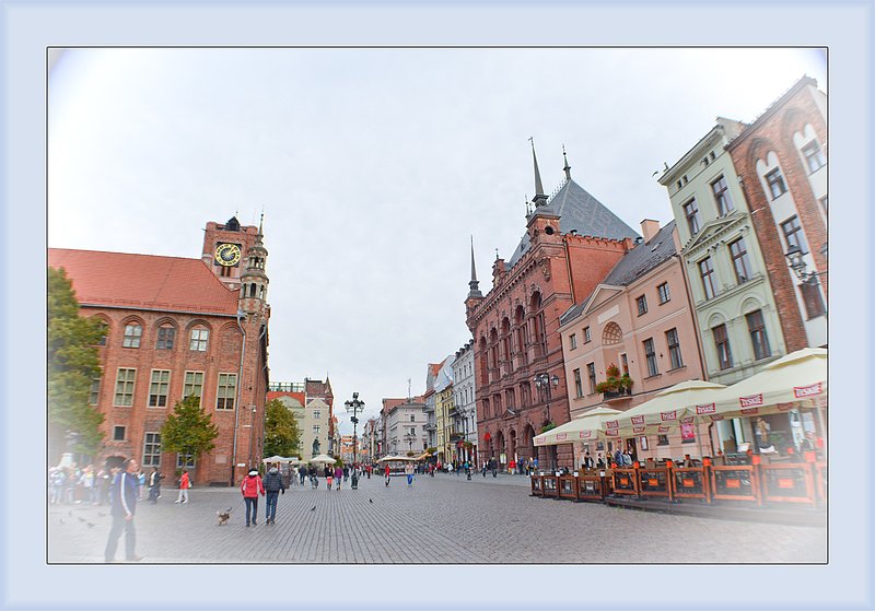 Torun Streets 06 copy.jpg