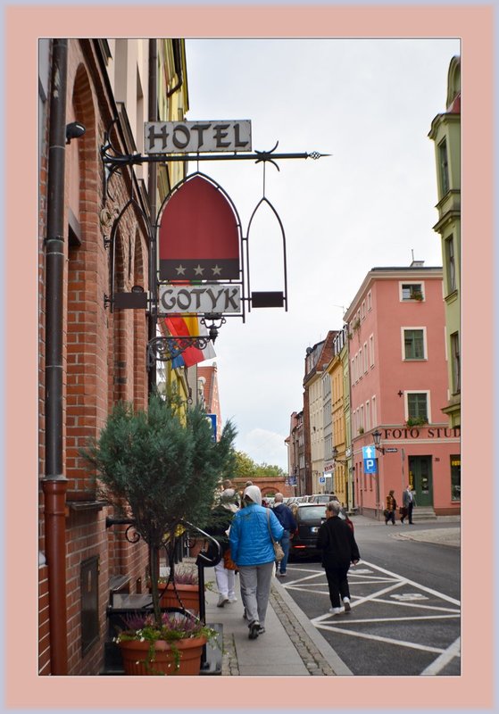 Torun Streets 10 copy.jpg