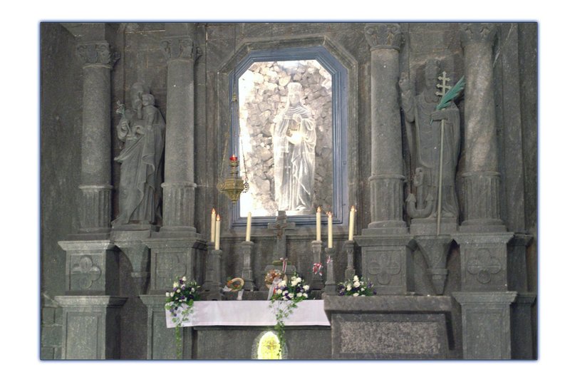 WSM The Holy Cross Cathedral Salt Statue 11 copy.jpg