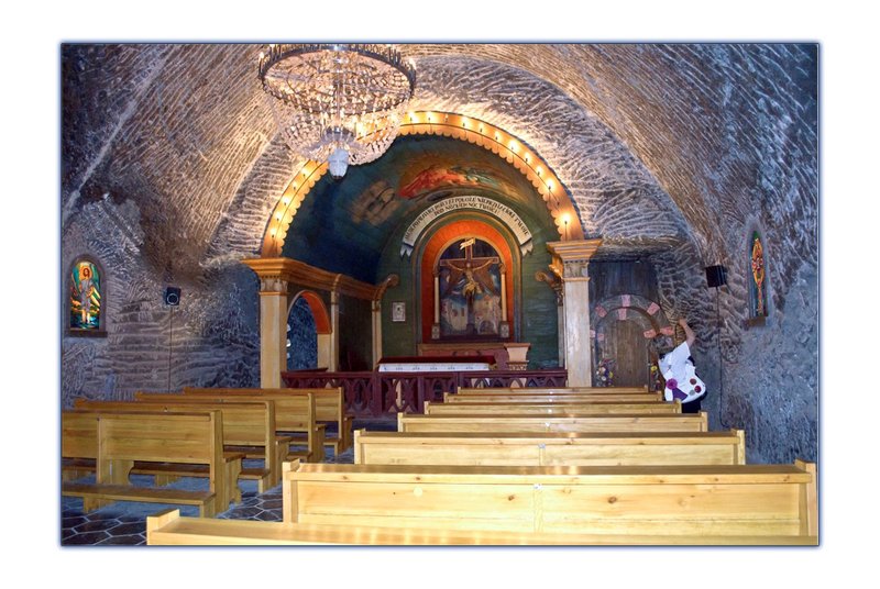 WSM The Holy Cross Cathedral Salt Statue 15 copy.jpg