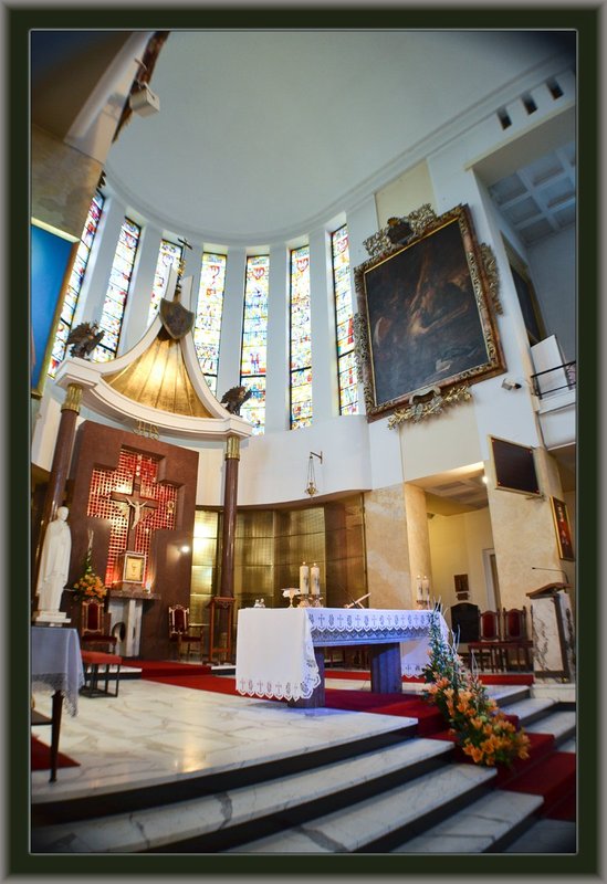 Warsaw Church Int 02 copy.jpg