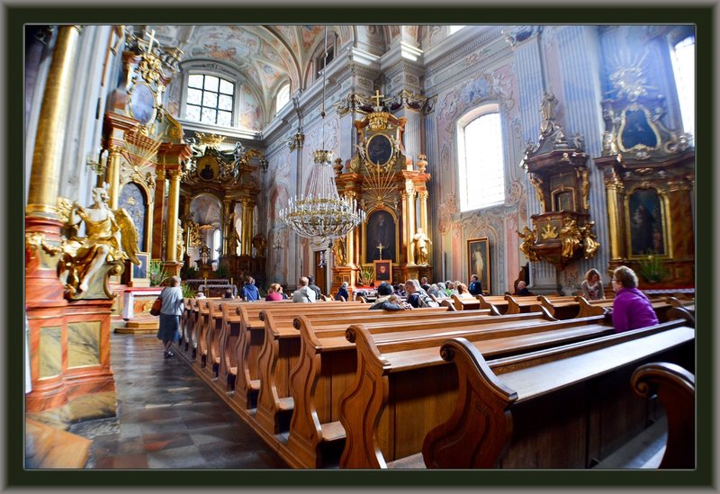 Warsaw Church Int 09 copy.jpg