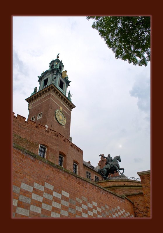 Wawel Castel Exterior 04 copy.jpg