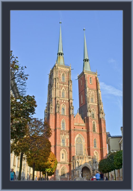 Wroclaw Church Ext 05.jpg