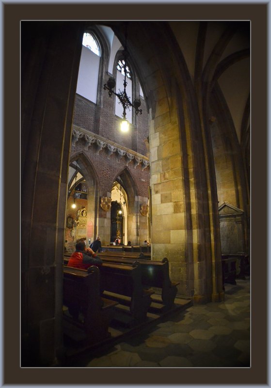 Wroclaw Church Int 04.jpg