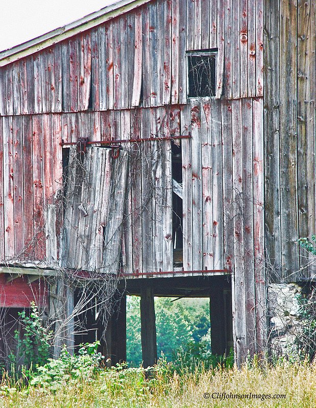 Dexter Barn vertical 10x12_3397.jpg