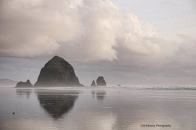 Oregon Hay stack sunset T 8x12 1275.jpg