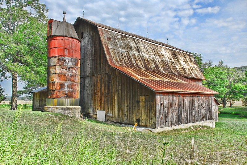 Rusty Barn.jpg