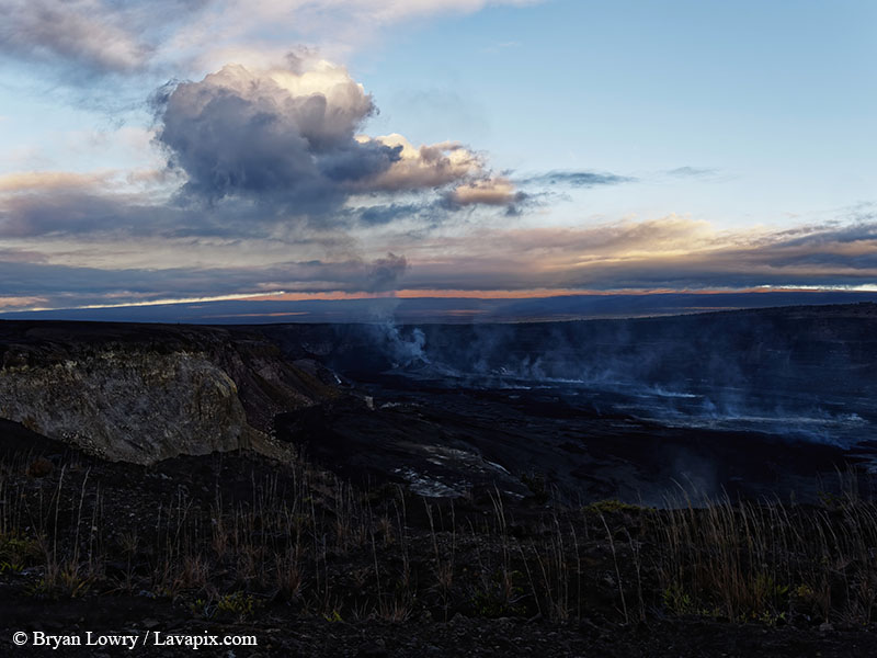 _BJL7659 - 32625 G9.jpg :: The white-tailed tropicbird, also known as Koa?'e kea in Hawaiian, is a seabird that breeds on tropical islands and lives in the crater walls of Kilauea volcanoes' Halemaumau Vent.
Adults have a 3' wingspan.
Episode 15 eruption Lava fountain, Kilauea volcano, Hawaii Volcanoes National Park, The Big Island of Hawaii. 3-26-25