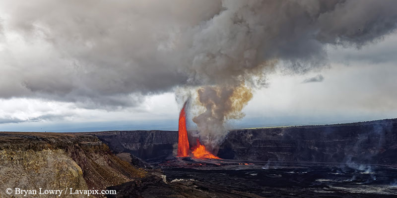 _BJL7780c 32625 G9.jpg :: The white-tailed tropicbird, also known as Koa?'e kea in Hawaiian, is a seabird that breeds on tropical islands and lives in the crater walls of Kilauea volcanoes' Halemaumau Vent.
Adults have a 3' wingspan.
Episode 15 eruption Lava fountain, Kilauea volcano, Hawaii Volcanoes National Park, The Big Island of Hawaii. 3-26-25