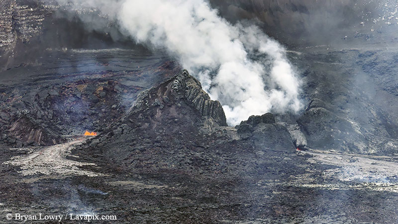 _BL_0011_31925 GH5.jpg :: Kilauea volcano, Hawaii Volcanoes National Park, The Big Island of Hawaii 3-19-25