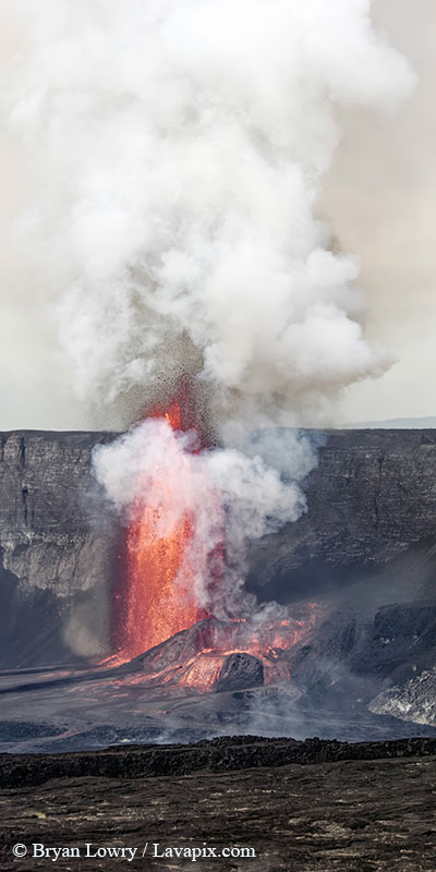 _BL_6005c_32025 GH5(1).jpg :: Lava fountain, Kilauea volcano, Hawaii Volcanoes National Park, The Big Island of Hawaii 3-20-25
