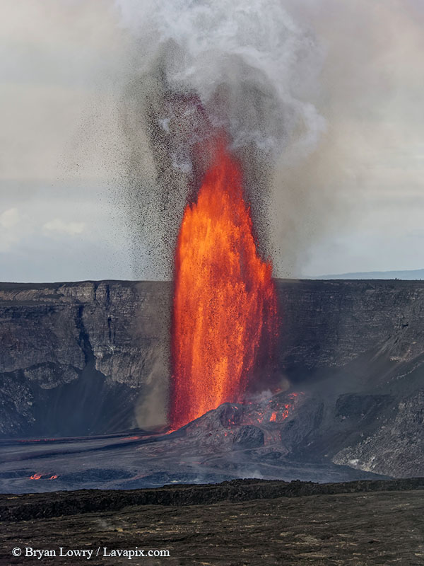 _BL_6017_32025 GH5.jpg :: Lava fountain, Kilauea volcano, Hawaii Volcanoes National Park, The Big Island of Hawaii 3-20-25