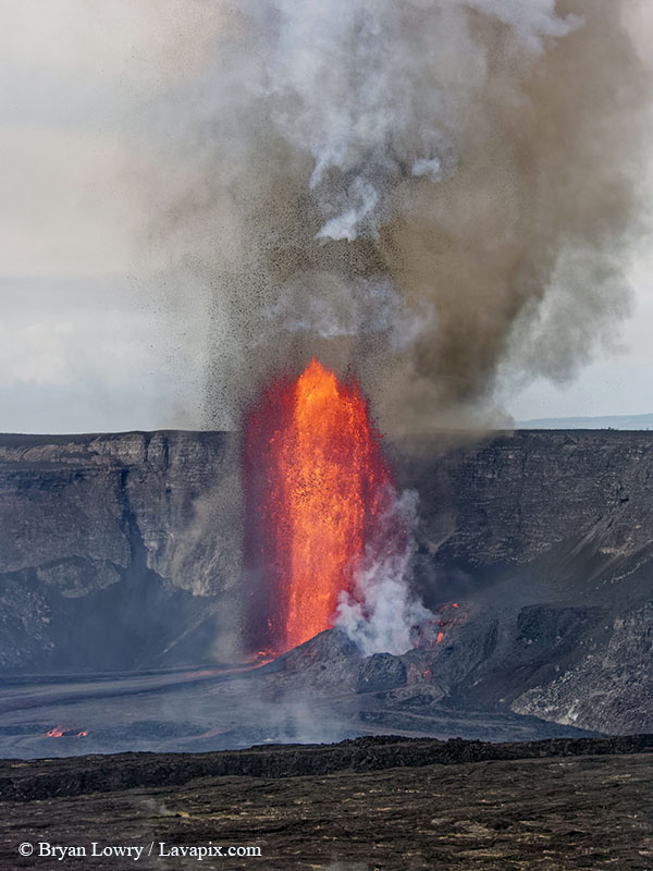 _BL_6034_32025 GH5.jpg :: Lava fountain, Kilauea volcano, Hawaii Volcanoes National Park, The Big Island of Hawaii 3-20-25