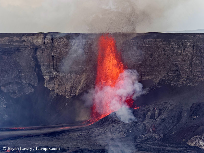 _BL_6044_32025 GH5.jpg :: Lava fountain, Kilauea volcano, Hawaii Volcanoes National Park, The Big Island of Hawaii 3-20-25