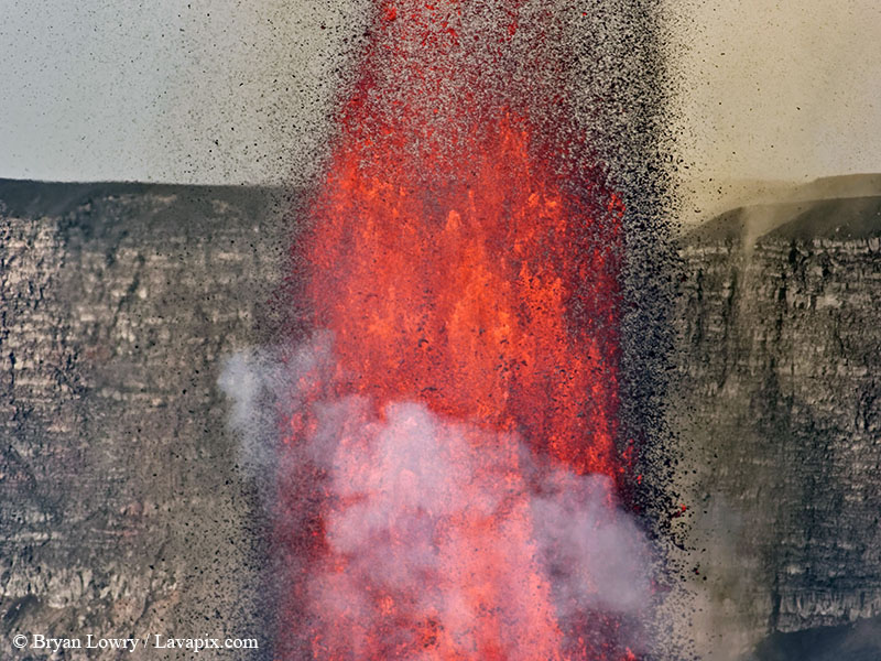 _BL_6050_32025 GH5.jpg :: Lava fountain, Kilauea volcano, Hawaii Volcanoes National Park, The Big Island of Hawaii 3-20-25