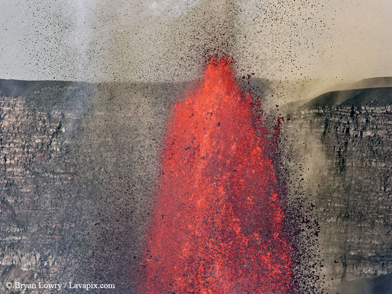 _BL_6052_32025 GH5.jpg :: Lava fountain, Kilauea volcano, Hawaii Volcanoes National Park, The Big Island of Hawaii 3-20-25