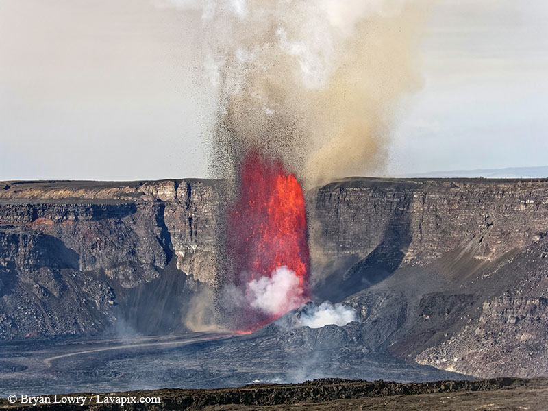 _BL_6060_32025 GH5.jpg :: Lava fountain, Kilauea volcano, Hawaii Volcanoes National Park, The Big Island of Hawaii 3-20-25