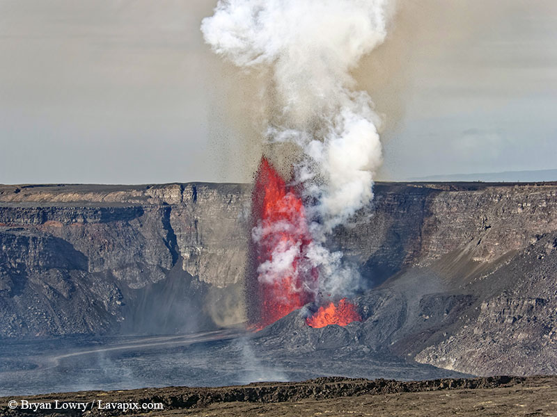 _BL_6066_32025 GH5.jpg :: Lava fountain, Kilauea volcano, Hawaii Volcanoes National Park, The Big Island of Hawaii 3-20-25