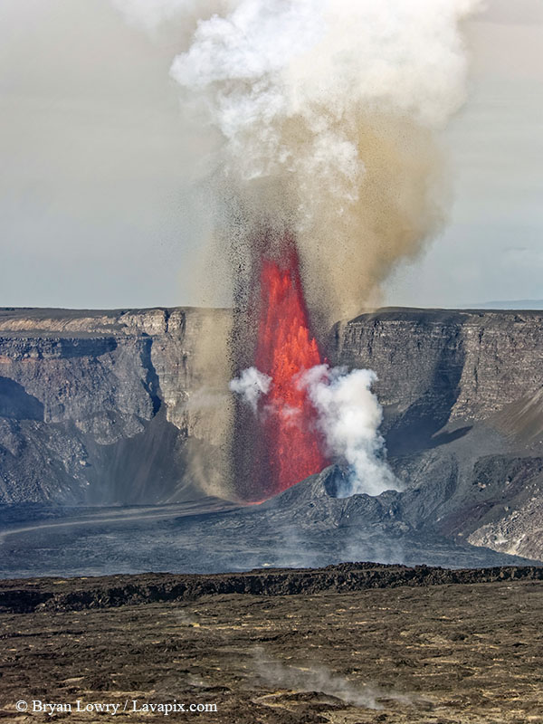 _BL_6081_32025 GH5.jpg :: Lava fountain, Kilauea volcano, Hawaii Volcanoes National Park, The Big Island of Hawaii 3-20-25