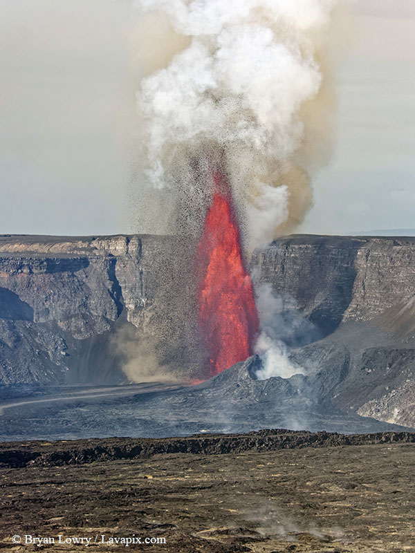 _BL_6084_32025 GH5.jpg :: Lava fountain, Kilauea volcano, Hawaii Volcanoes National Park, The Big Island of Hawaii 3-20-25