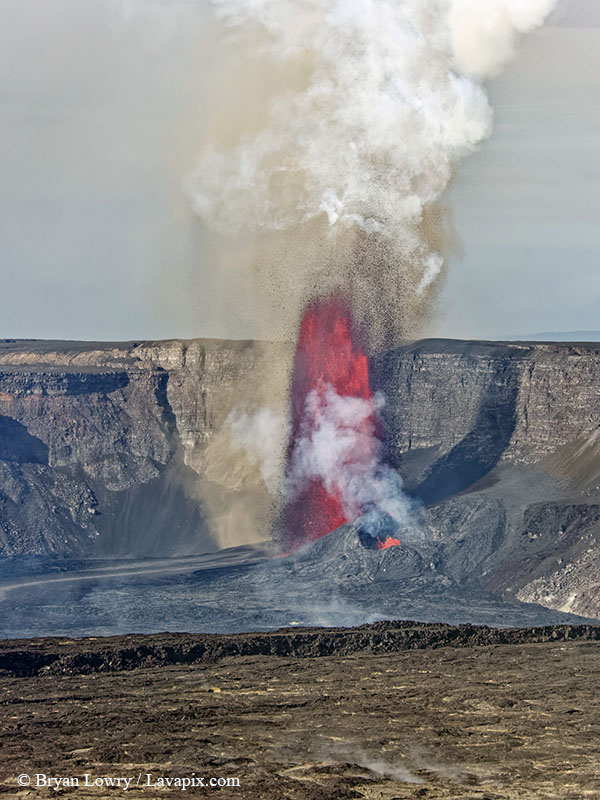 _BL_6088_32025 GH5.jpg :: Lava fountain, Kilauea volcano, Hawaii Volcanoes National Park, The Big Island of Hawaii 3-20-25