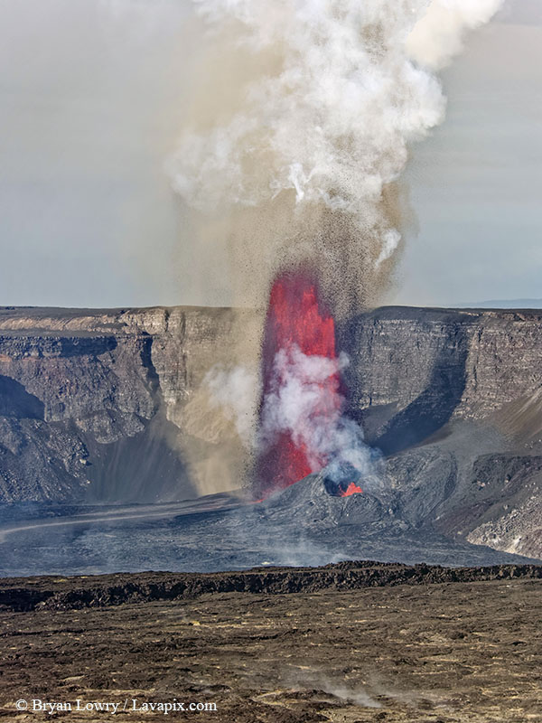 _BL_6089_32025 GH5.jpg :: Lava fountain, Kilauea volcano, Hawaii Volcanoes National Park, The Big Island of Hawaii 3-20-25