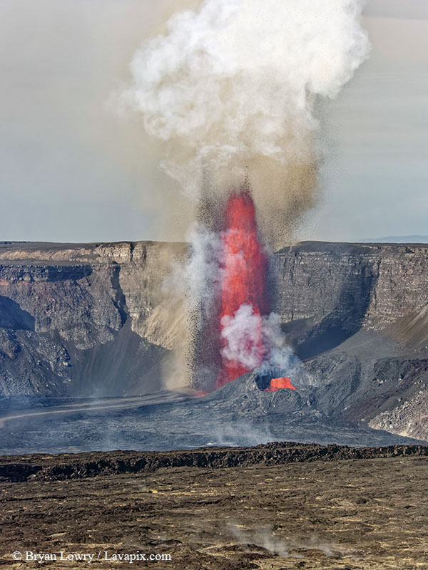 _BL_6090_32025 GH5.jpg :: Lava fountain, Kilauea volcano, Hawaii Volcanoes National Park, The Big Island of Hawaii 3-20-25