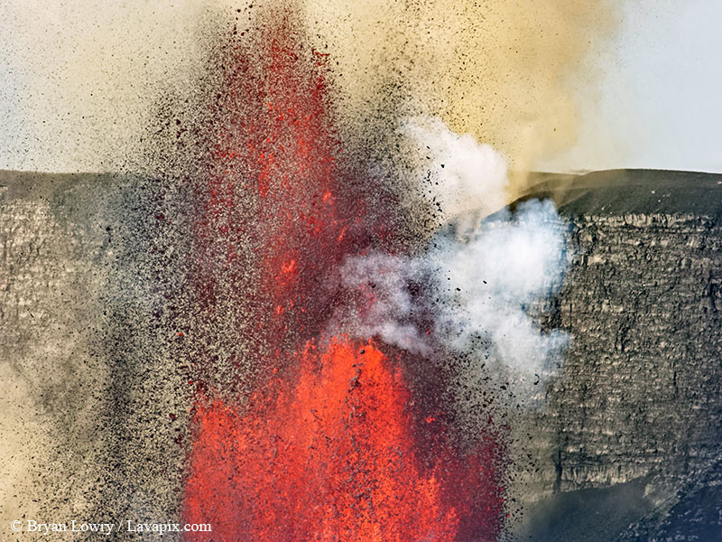 _BL_6100_32025 GH5.jpg :: Lava fountain, Kilauea volcano, Hawaii Volcanoes National Park, The Big Island of Hawaii 3-20-25