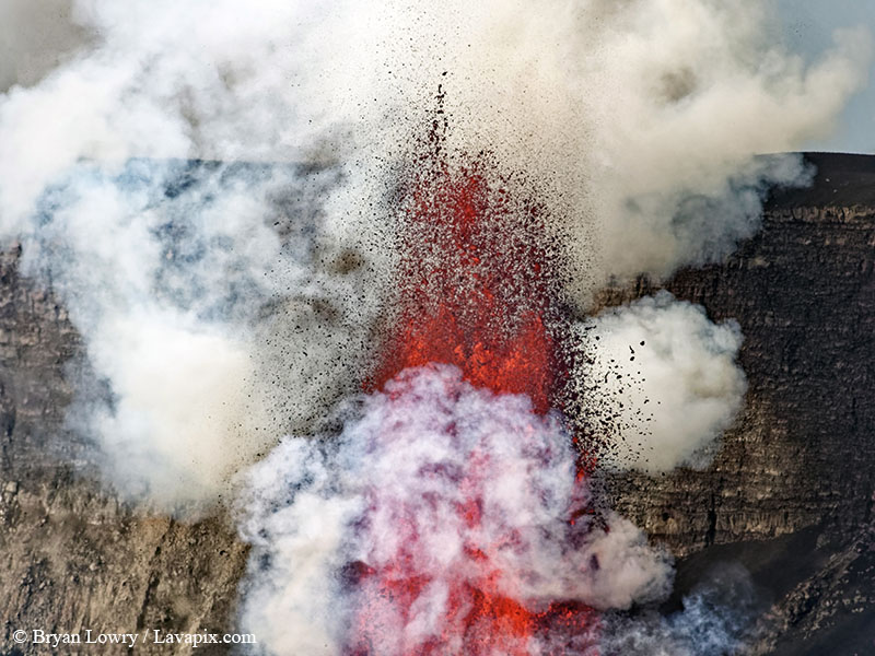_BL_6111_32025 GH5.jpg :: Lava fountain, Kilauea volcano, Hawaii Volcanoes National Park, The Big Island of Hawaii 3-20-25