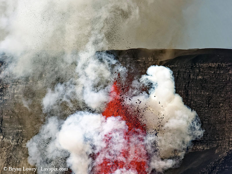 _BL_6112_32025 GH5.jpg :: Lava fountain, Kilauea volcano, Hawaii Volcanoes National Park, The Big Island of Hawaii 3-20-25