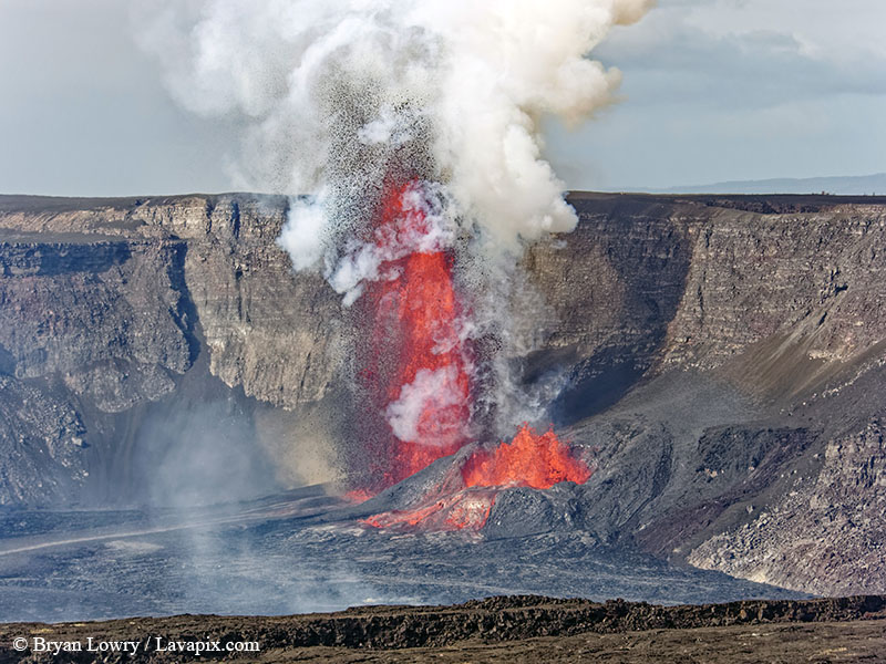 _BL_6121_32025 GH5.jpg :: Lava fountain, Kilauea volcano, Hawaii Volcanoes National Park, The Big Island of Hawaii 3-20-25