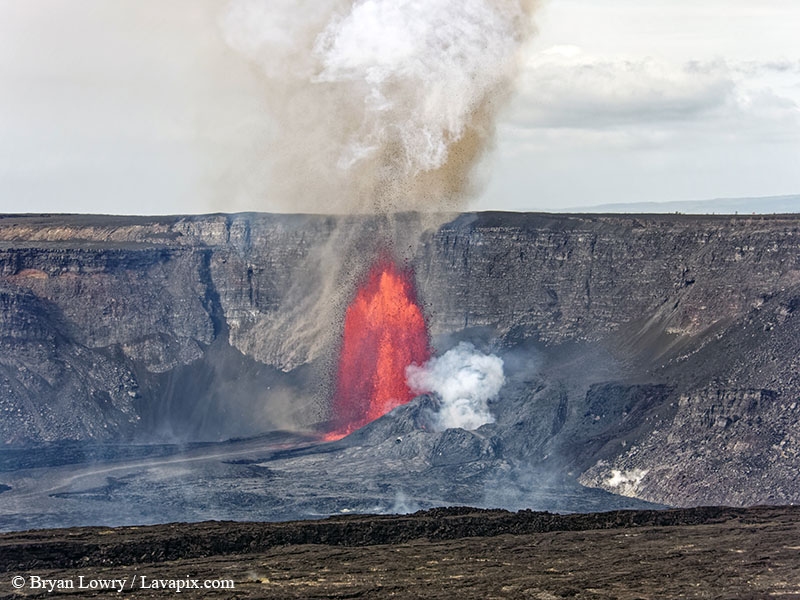 _BL_6124_32025 GH5.jpg :: Lava fountain, Kilauea volcano, Hawaii Volcanoes National Park, The Big Island of Hawaii 3-20-25