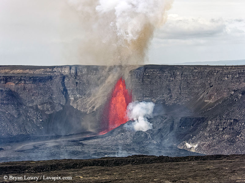 _BL_6125_32025 GH5.jpg :: Lava fountain, Kilauea volcano, Hawaii Volcanoes National Park, The Big Island of Hawaii 3-20-25