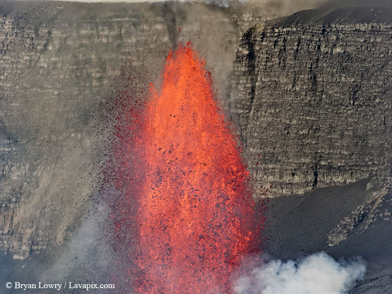 _BL_6130_32025 GH5.jpg :: Lava fountain, Kilauea volcano, Hawaii Volcanoes National Park, The Big Island of Hawaii 3-20-25