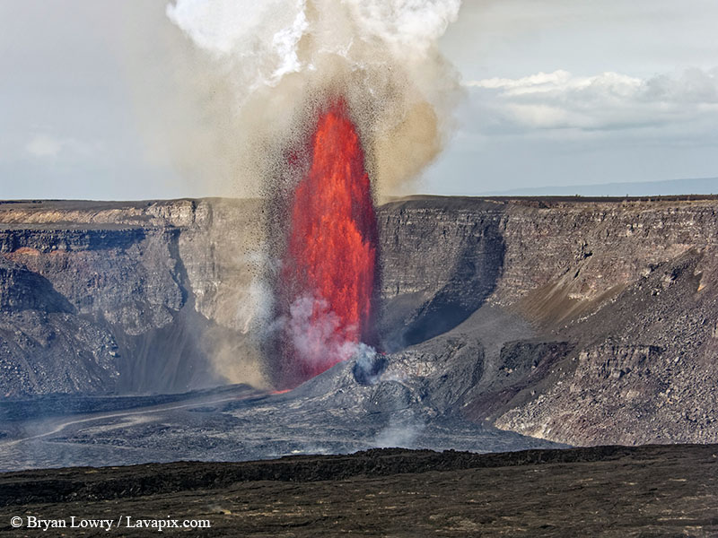 _BL_6154_32025 Bird GH5.jpg :: Lava fountain, Kilauea volcano, Hawaii Volcanoes National Park, The Big Island of Hawaii 3-20-25