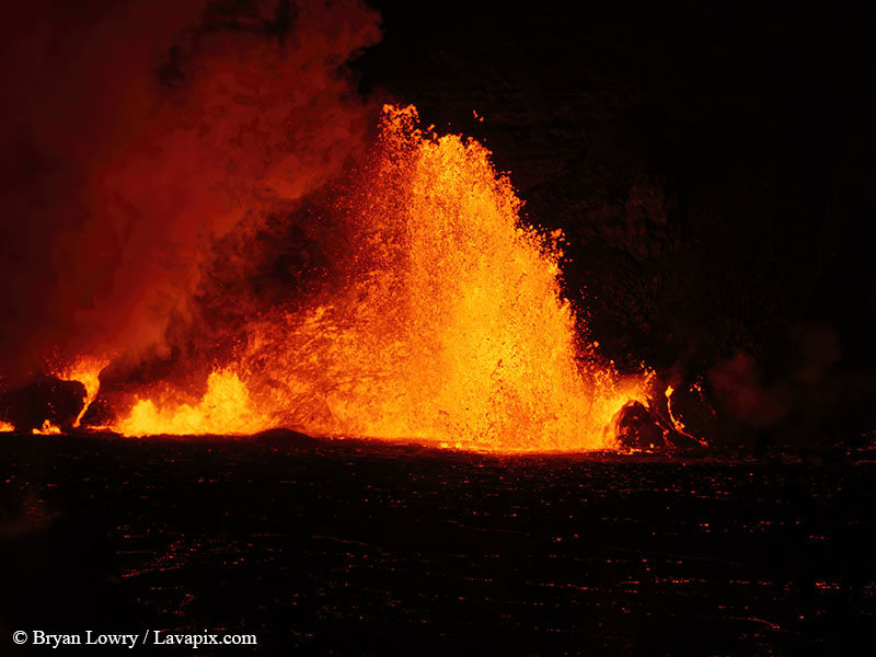 _BL_7737_DXO-DeNoiseAI-standard.jpg :: Lava fountain, Kilauea volcano, Hawaii Volcanoes National Park, The Big Island of Hawaii 12-25-24