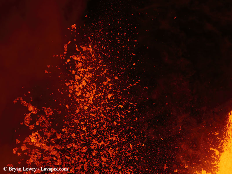 _BL_8048_DXO-DeNoiseAI-standard.jpg :: Lava fountain, Kilauea volcano, Hawaii Volcanoes National Park, The Big Island of Hawaii 12-25-24