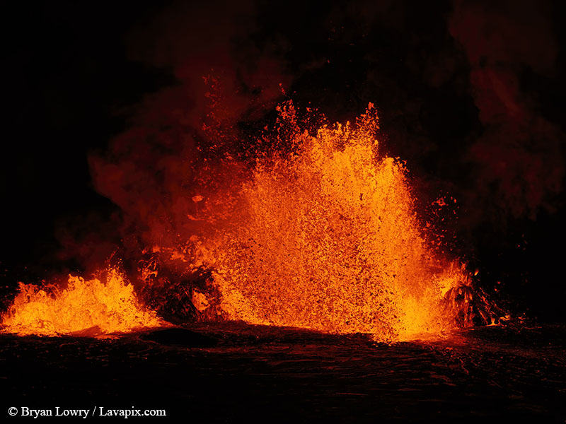 _BL_8087_DXO-DeNoiseAI-standard.jpg :: Lava fountain, Kilauea volcano, Hawaii Volcanoes National Park, The Big Island of Hawaii 12-25-24