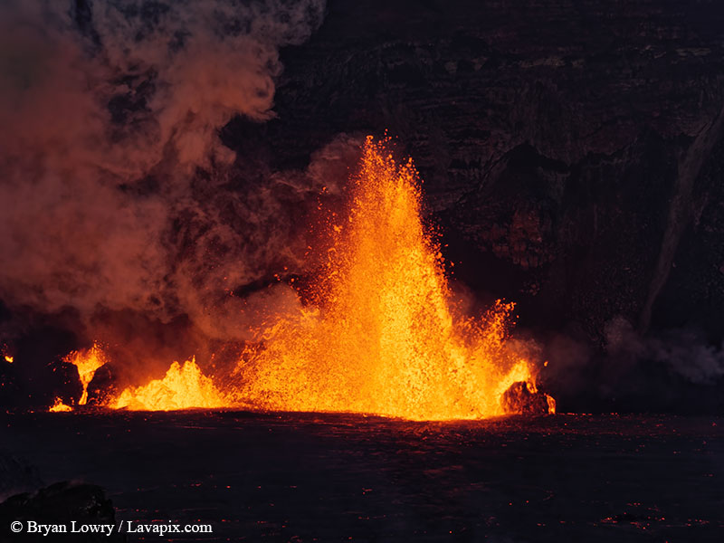 _BL_8139_DXO-DeNoiseAI-standard.jpg :: Lava fountain, Kilauea volcano, Hawaii Volcanoes National Park, The Big Island of Hawaii 12-25-24