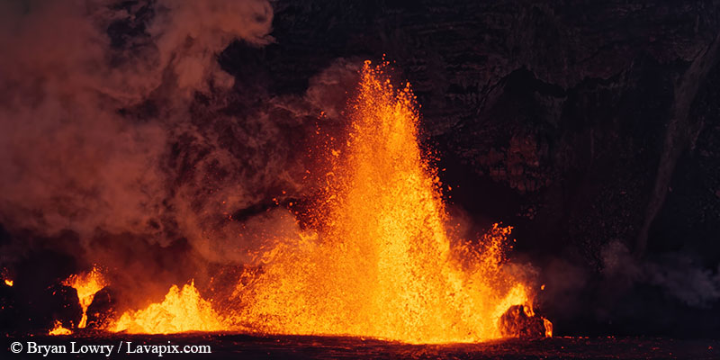 _BL_8139c.jpg :: Lava fountain, Kilauea volcano, Hawaii Volcanoes National Park, The Big Island of Hawaii 12-25-24