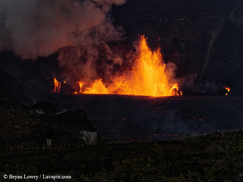 _BL_8145_DXO-DeNoiseAI-standard.jpg :: Lava fountain, Kilauea volcano, Hawaii Volcanoes National Park, The Big Island of Hawaii 12-25-24