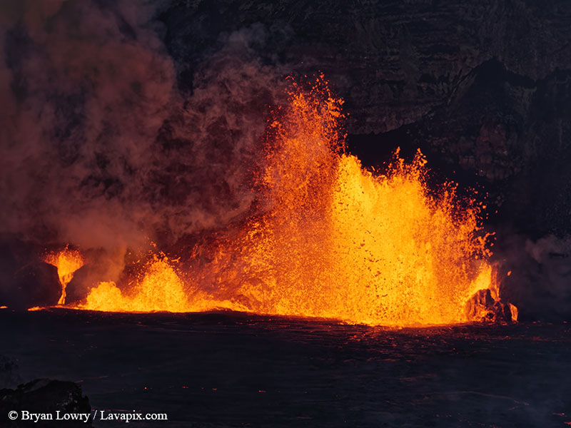 _BL_8151_DXO-DeNoiseAI-standard.jpg :: Lava fountain, Kilauea volcano, Hawaii Volcanoes National Park, The Big Island of Hawaii 12-25-24