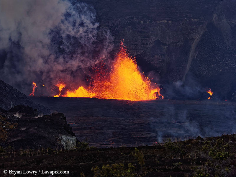 _BL_8166_DXO-DeNoiseAI-standard.jpg :: Lava fountain, Kilauea volcano, Hawaii Volcanoes National Park, The Big Island of Hawaii 12-25-24