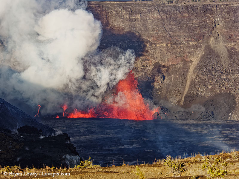 _BL_8274_DXO-DeNoiseAI-standard.jpg :: Lava fountain, Kilauea volcano, Hawaii Volcanoes National Park, The Big Island of Hawaii 12-25-24