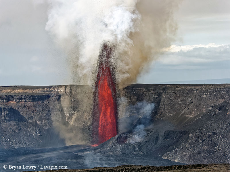 _BL_8827_32025 GH5.jpg :: Lava fountain, Kilauea volcano, Hawaii Volcanoes National Park, The Big Island of Hawaii 3-20-25